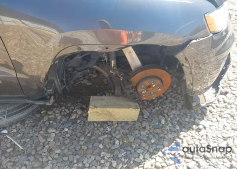 2019 Jeep Grand Cherokee Laredo E 4X2 z USA, uszkodzony, nr VIN 1C4RJEAG1KC673233